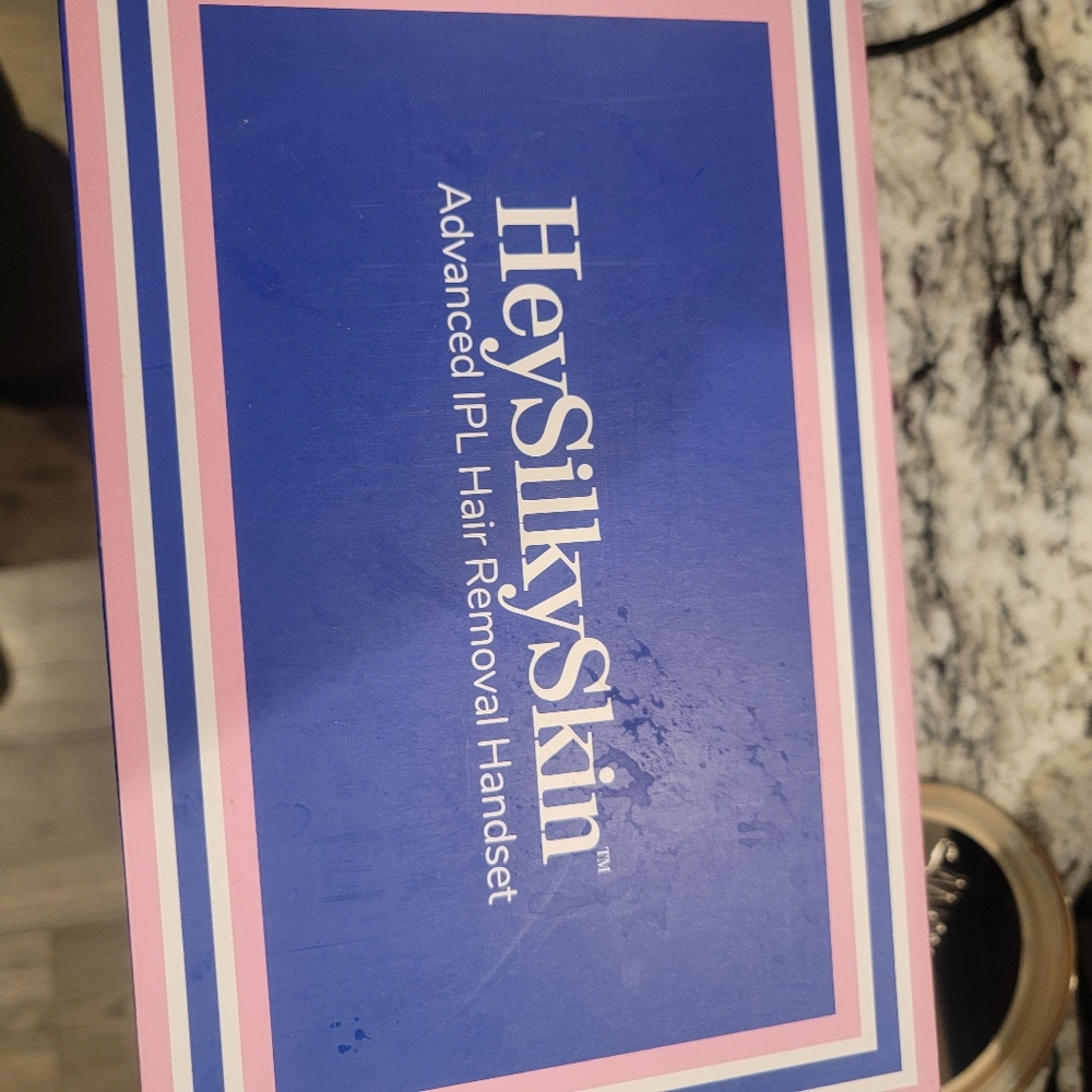 HeySilkySkin - Picture 2 of 5